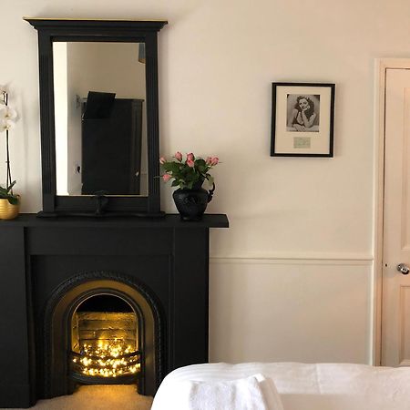High Tor Guest House Γουίτμπι Εξωτερικό φωτογραφία