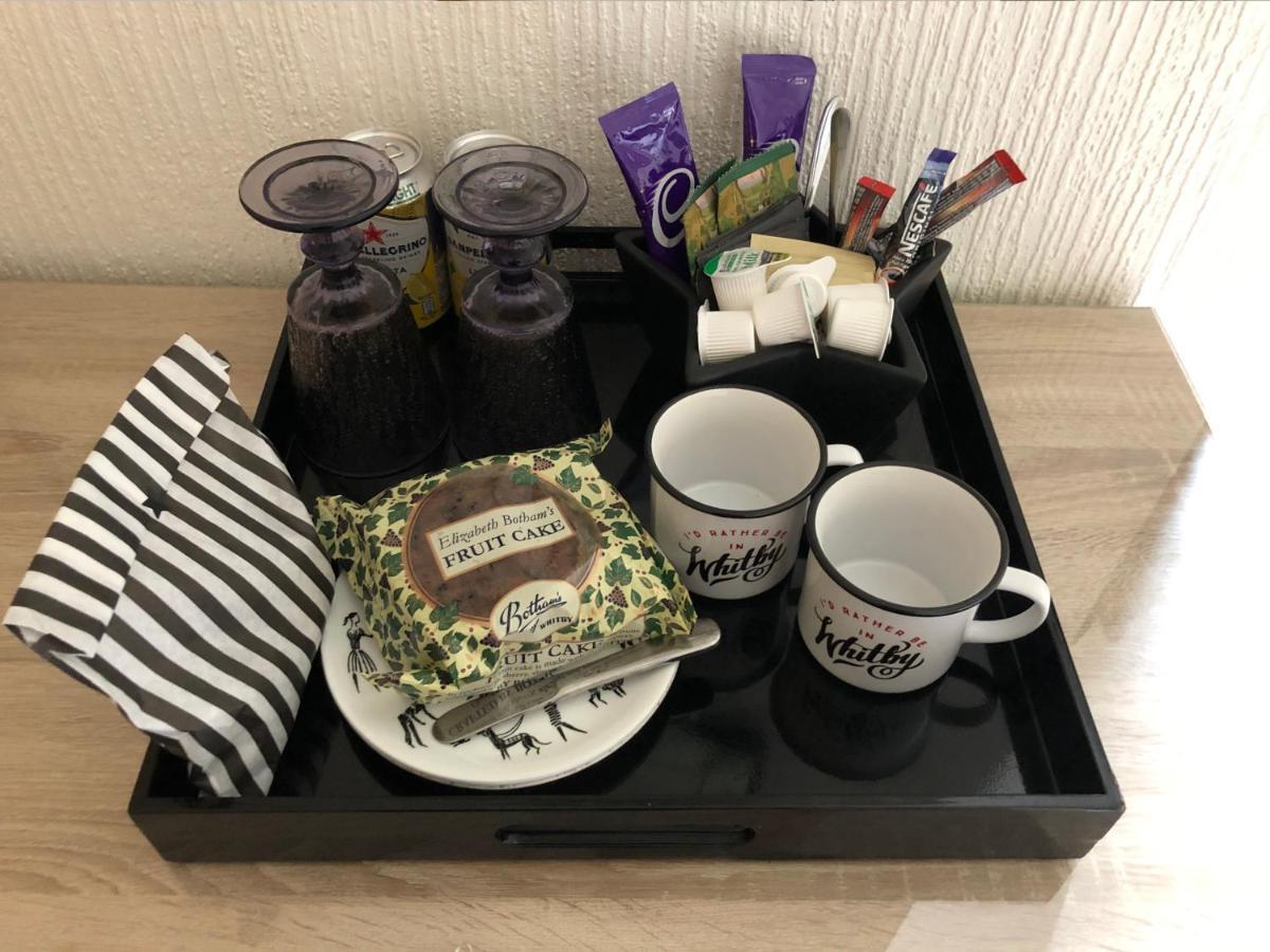 High Tor Guest House Γουίτμπι Εξωτερικό φωτογραφία