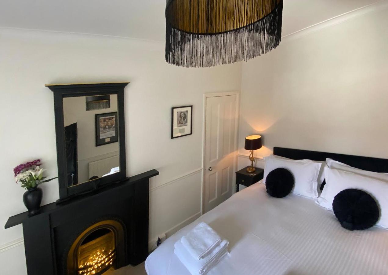 High Tor Guest House Γουίτμπι Εξωτερικό φωτογραφία