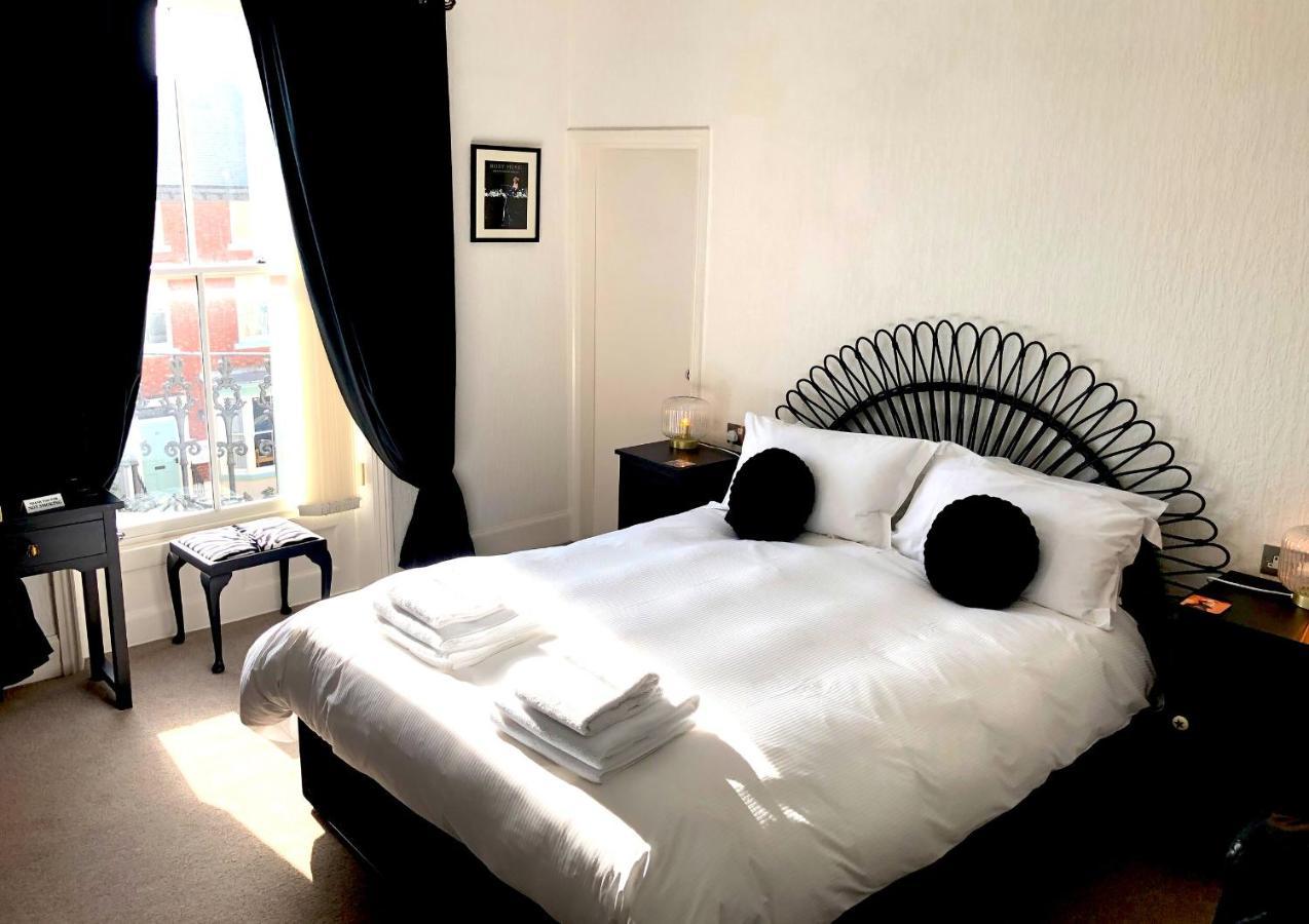 High Tor Guest House Γουίτμπι Εξωτερικό φωτογραφία